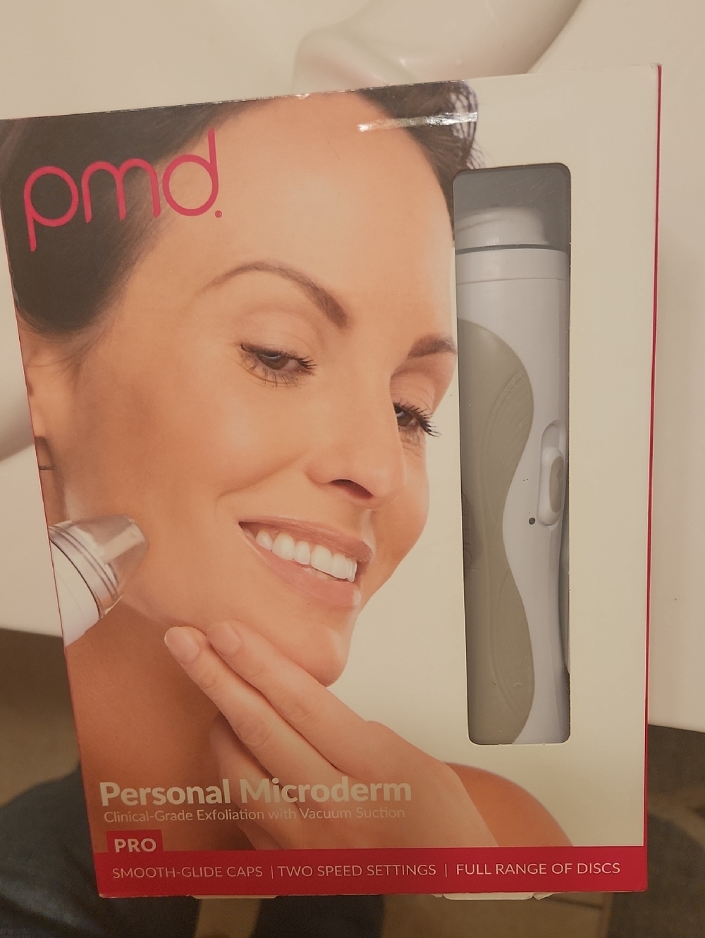PMD Personal Microderm Pro – White and Light Gray